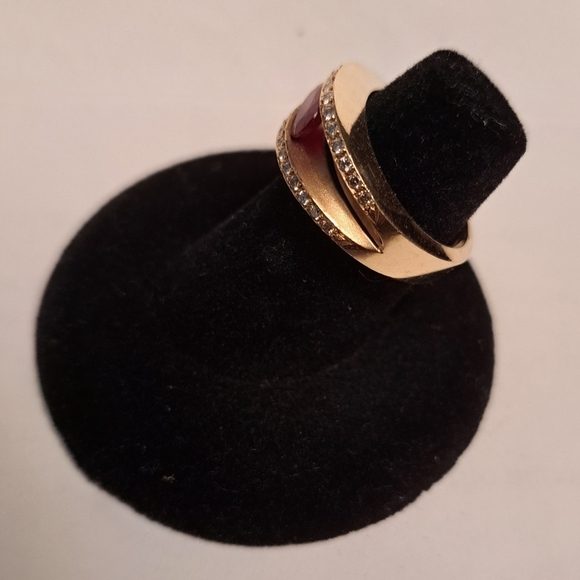 Ruby and Diamond Vintage Band - Picture 3 of 6